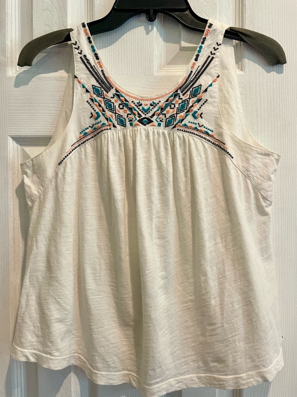 Roxy Embroidered Sleeveless Tank Top – Size Small